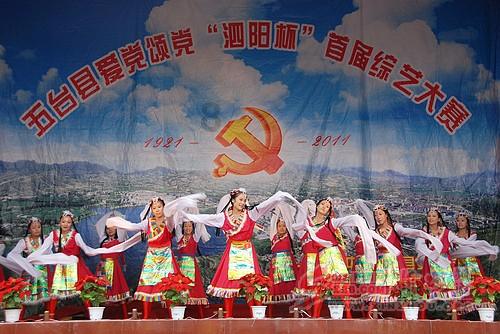 文小刚与凝聚态物理:材料模拟所有基本粒子